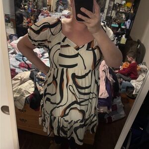 Chic Abstract Print Dress